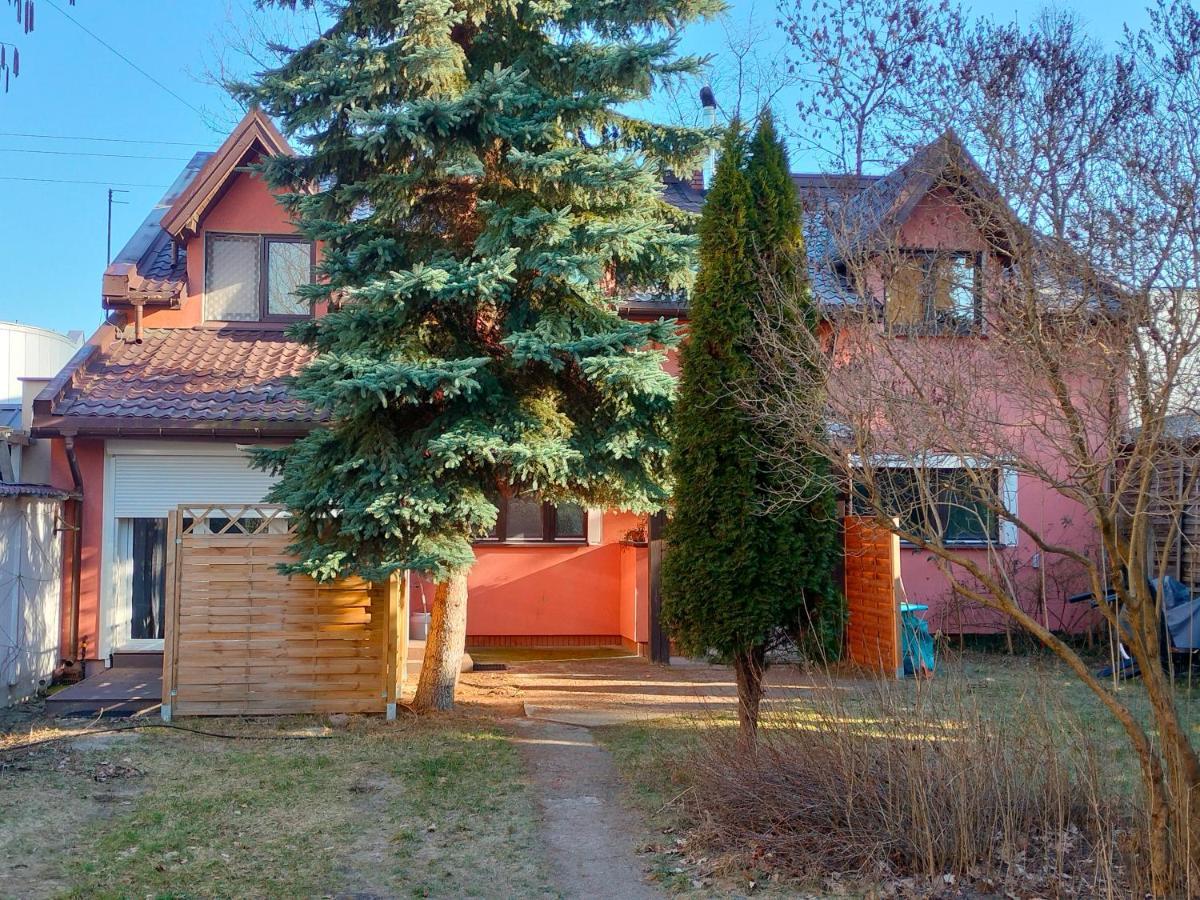 Łomianki Urocze Studia W Lomiankach, 1- Z Sauna I Tarasem, 2- Z Kominkiem, 3- Ekonomiczne, 7Km Metro Mlociny Warszawa מראה חיצוני תמונה