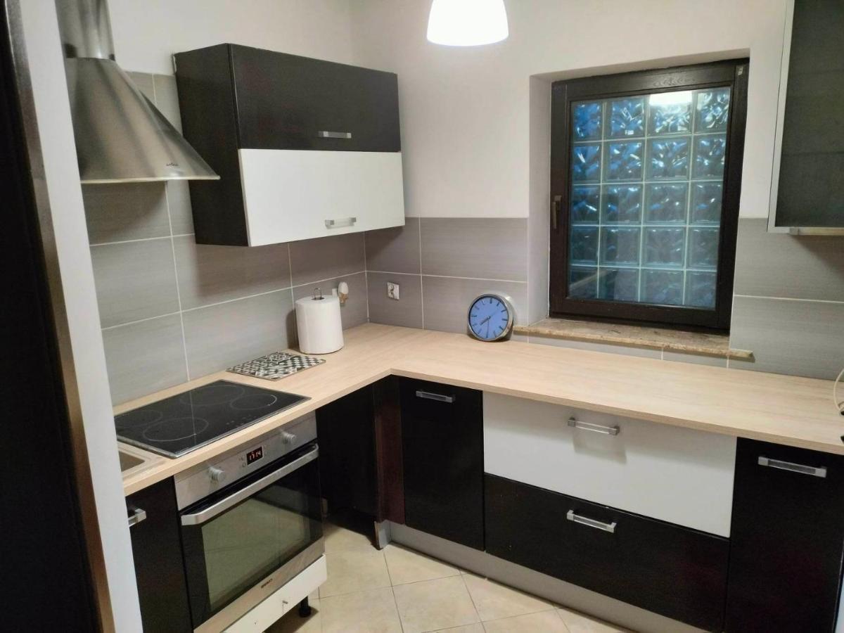 Łomianki Urocze Studia W Lomiankach, 1- Z Sauna I Tarasem, 2- Z Kominkiem, 3- Ekonomiczne, 7Km Metro Mlociny Warszawa מראה חיצוני תמונה