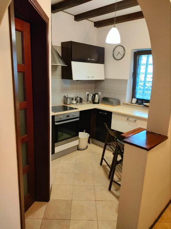 Łomianki Urocze Studia W Lomiankach, 1- Z Sauna I Tarasem, 2- Z Kominkiem, 3- Ekonomiczne, 7Km Metro Mlociny Warszawa מראה חיצוני תמונה
