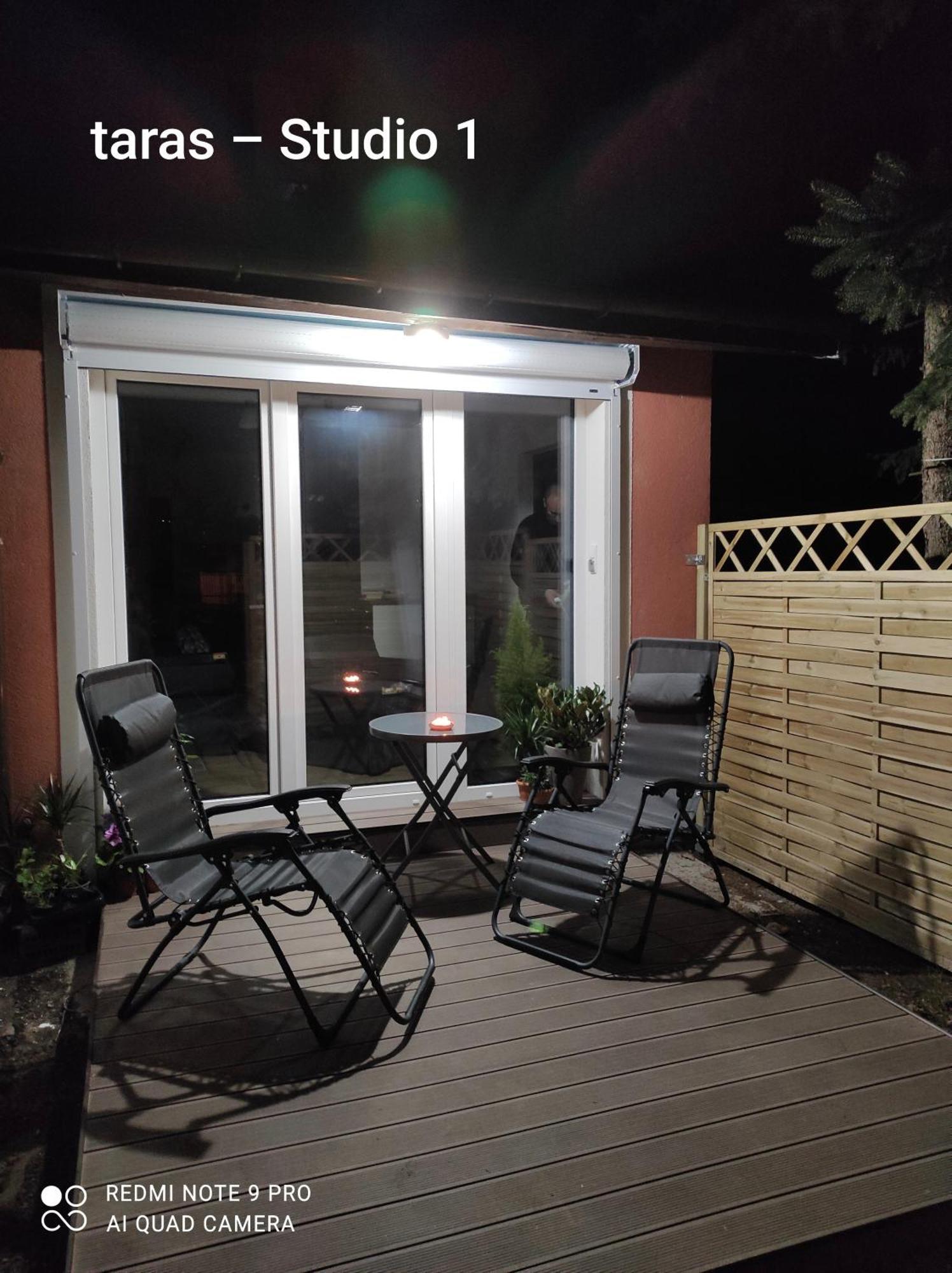 Łomianki Urocze Studia W Lomiankach, 1- Z Sauna I Tarasem, 2- Z Kominkiem, 3- Ekonomiczne, 7Km Metro Mlociny Warszawa מראה חיצוני תמונה