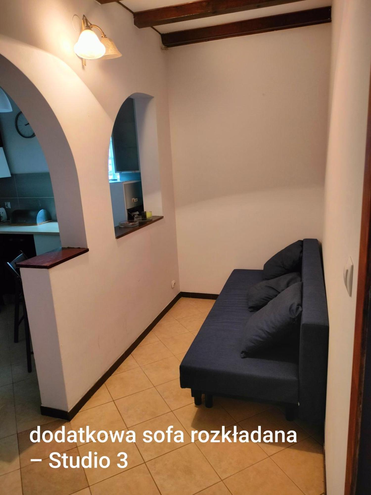 Łomianki Urocze Studia W Lomiankach, 1- Z Sauna I Tarasem, 2- Z Kominkiem, 3- Ekonomiczne, 7Km Metro Mlociny Warszawa מראה חיצוני תמונה